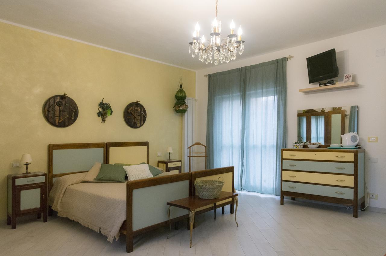 La Terra Di Mingo Bed & Breakfast Вадо Лигуре Екстериор снимка
